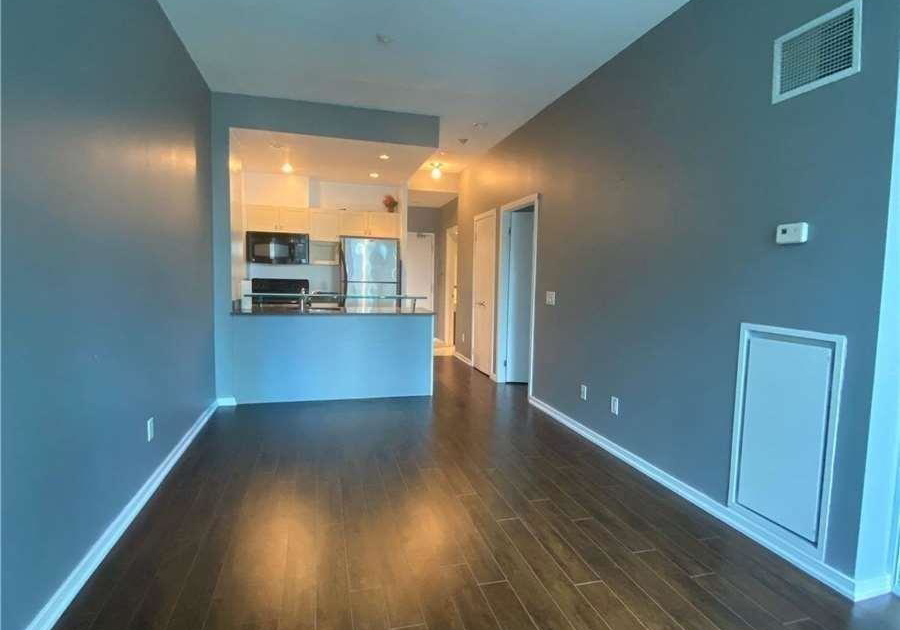 8-york-street-toronto-ontario-c13052304