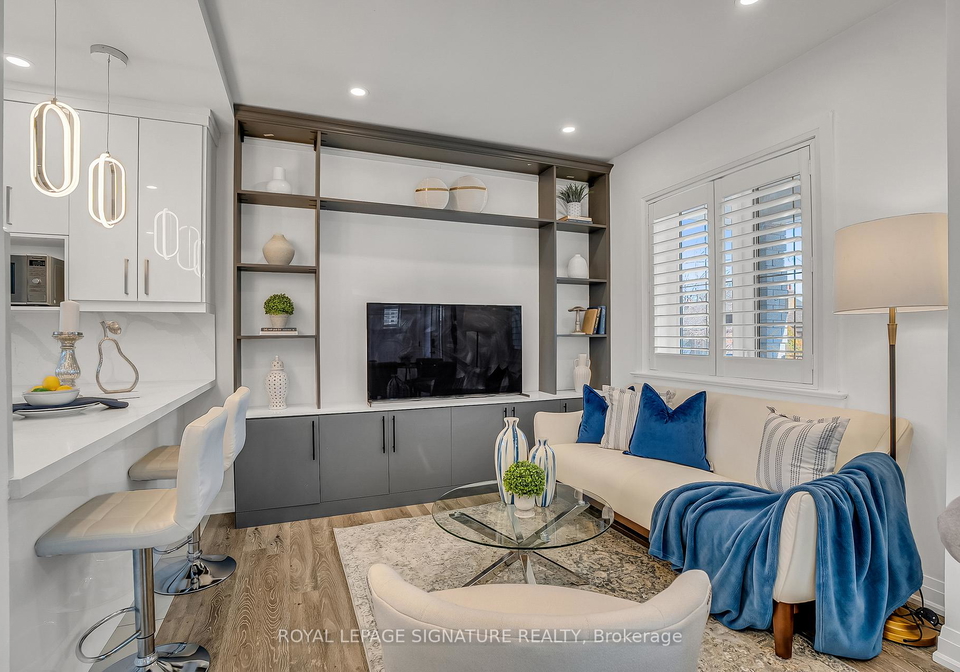 70-clovelly-avenue-toronto-ontario-c13052376