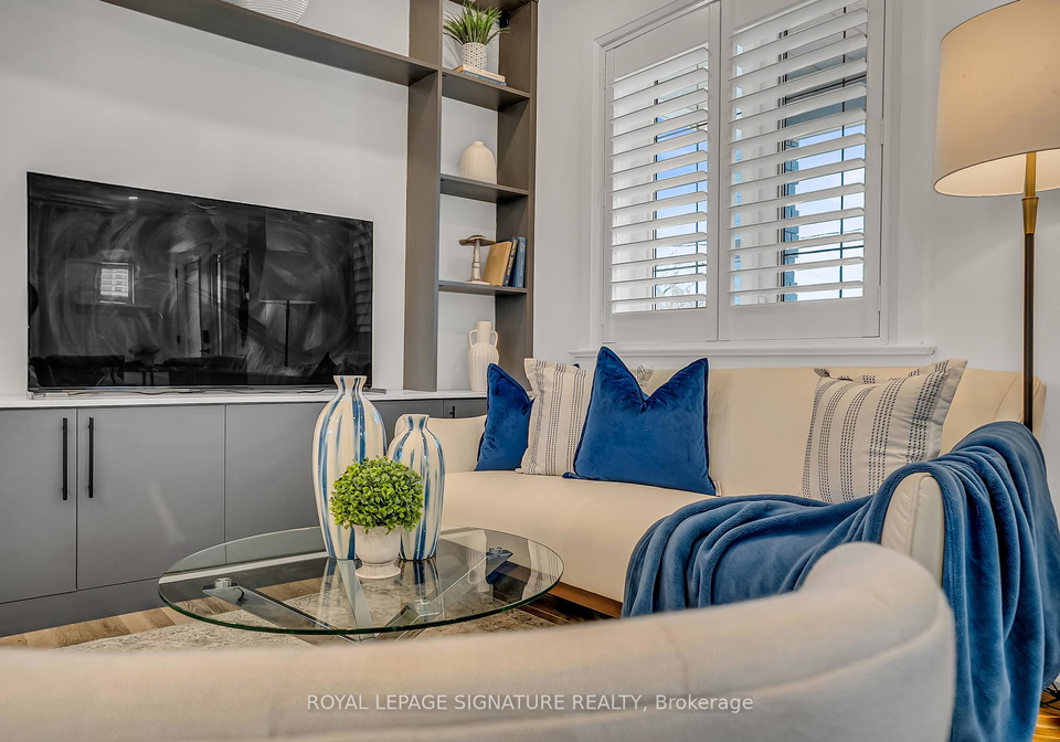 70-clovelly-avenue-toronto-ontario-c13052376