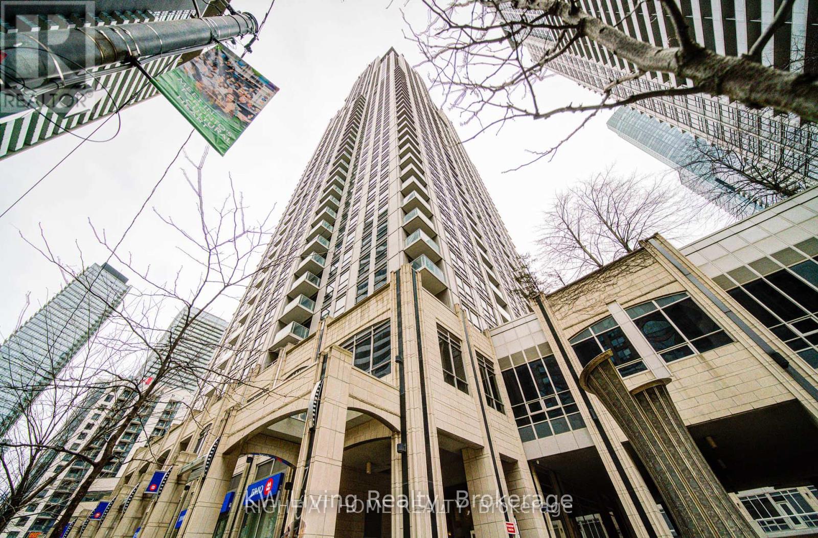 763-bay-street-toronto-ontario-c13052380