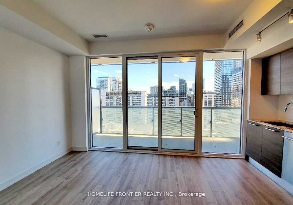 28-s-wellesley-street-e-toronto-ontario-c13052404