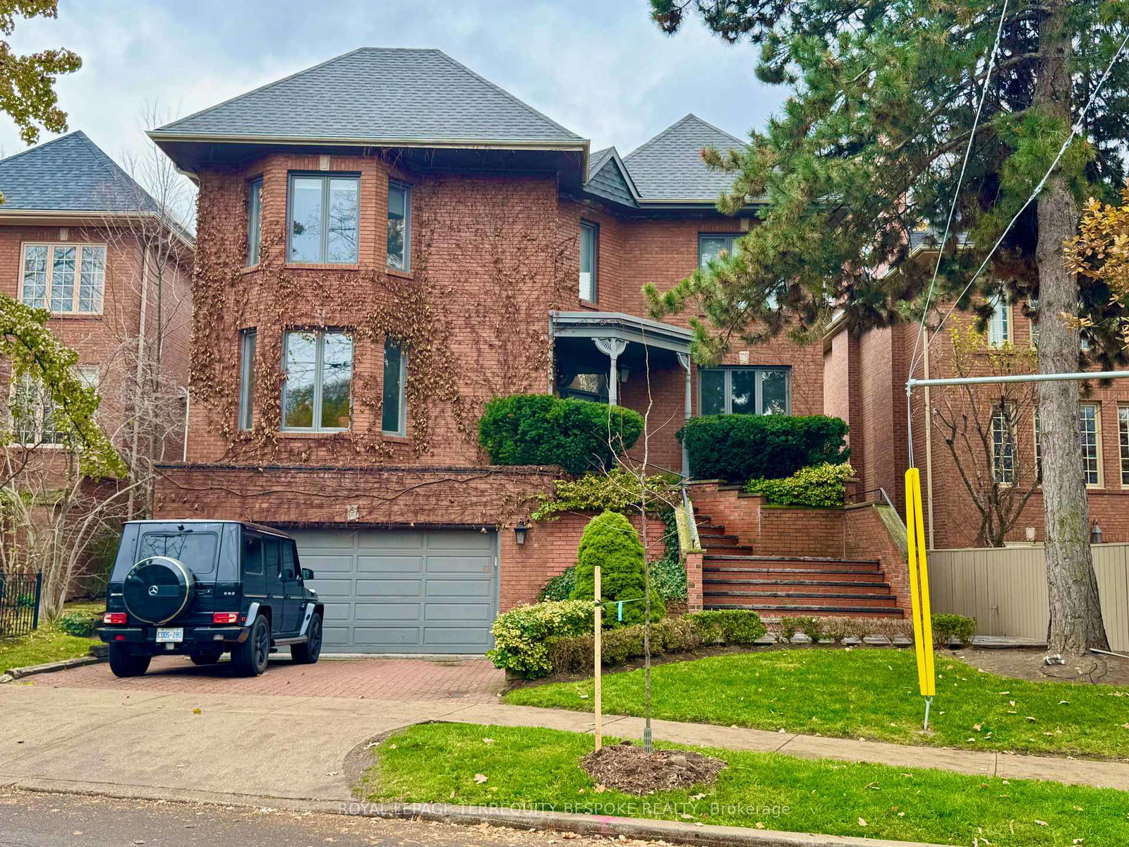 1-scarth-road-toronto-ontario-c13052920