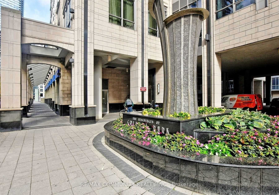 763-bay-street-toronto-ontario-c13053132