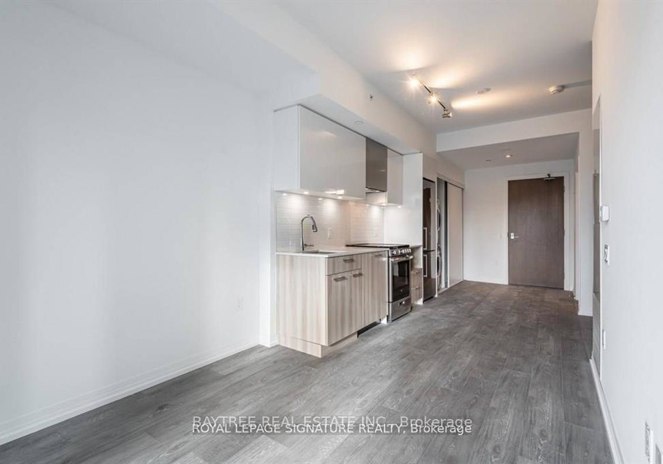 251-jarvis-street-toronto-ontario-c13053346