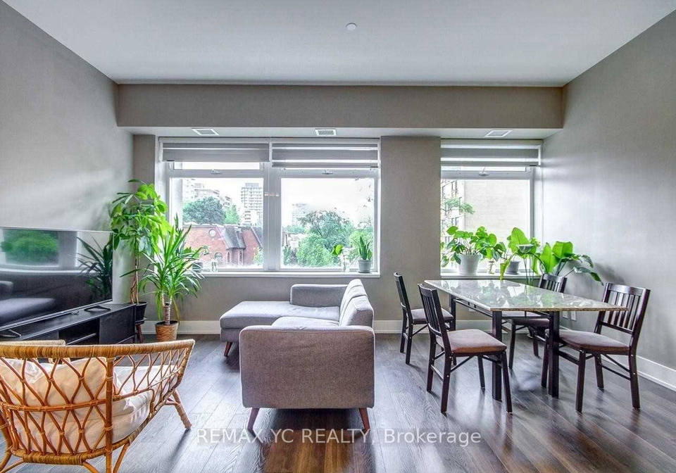 111-st-clair-avenue-w-toronto-ontario-c13053668