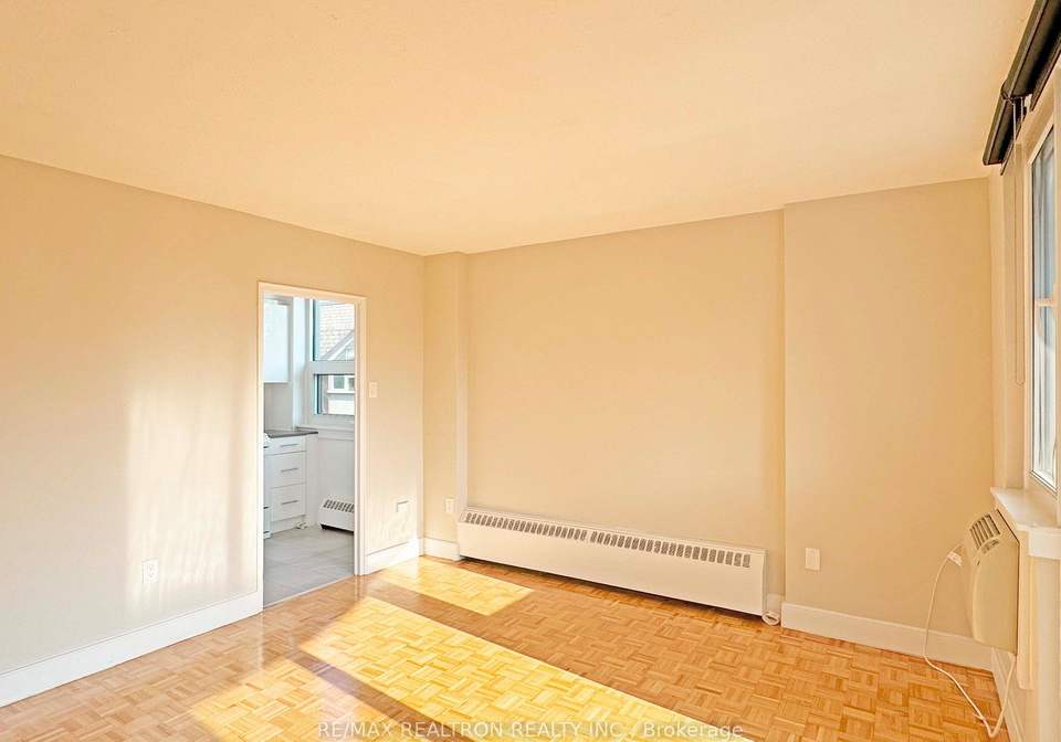485-huron-street-toronto-ontario-c13053912