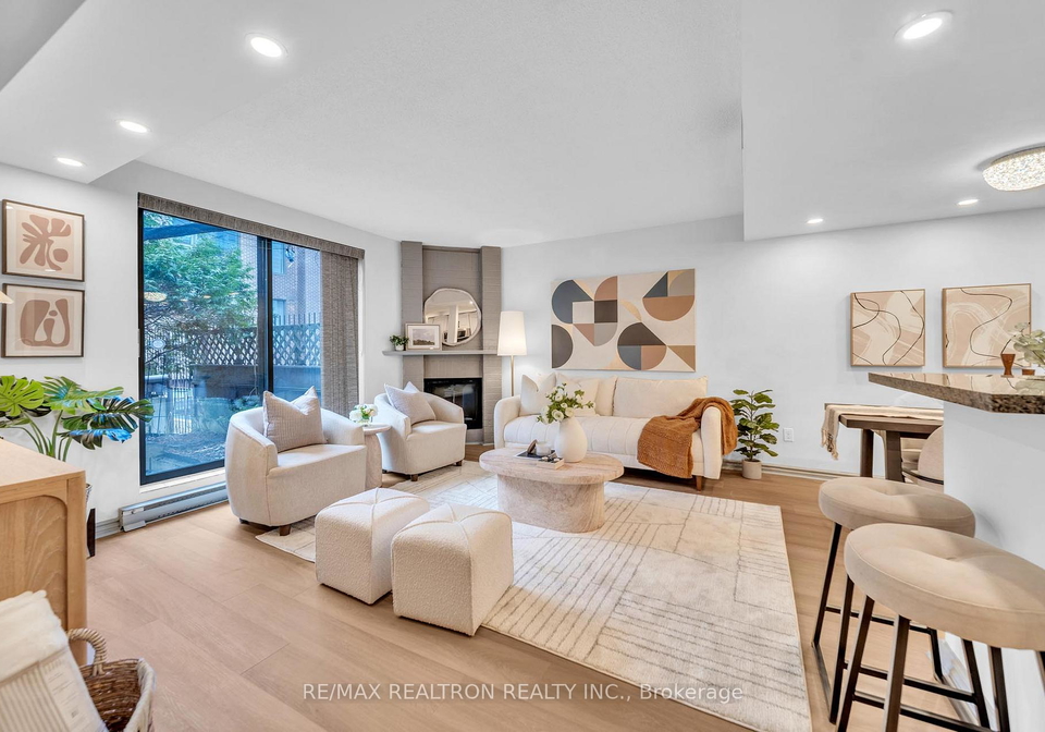19-dundonald-street-toronto-ontario-c13053924