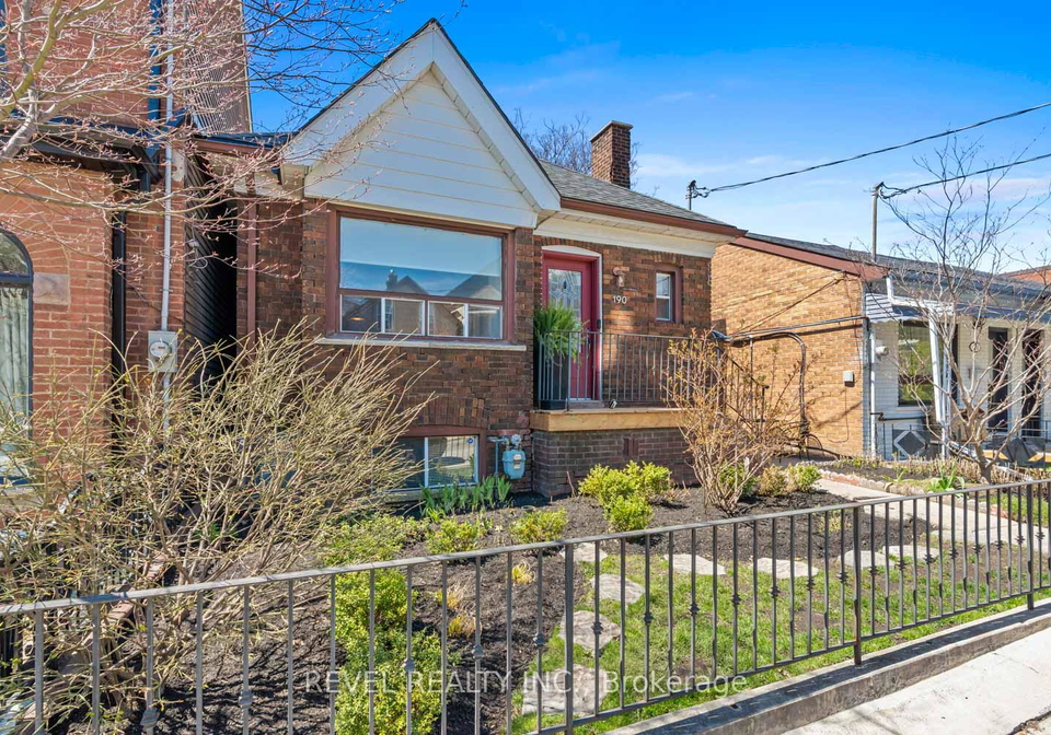190-manning-avenue-toronto-ontario-c13053934