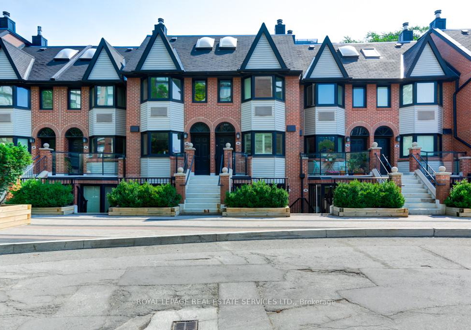 570-wellington-street-w-toronto-ontario-c13054008