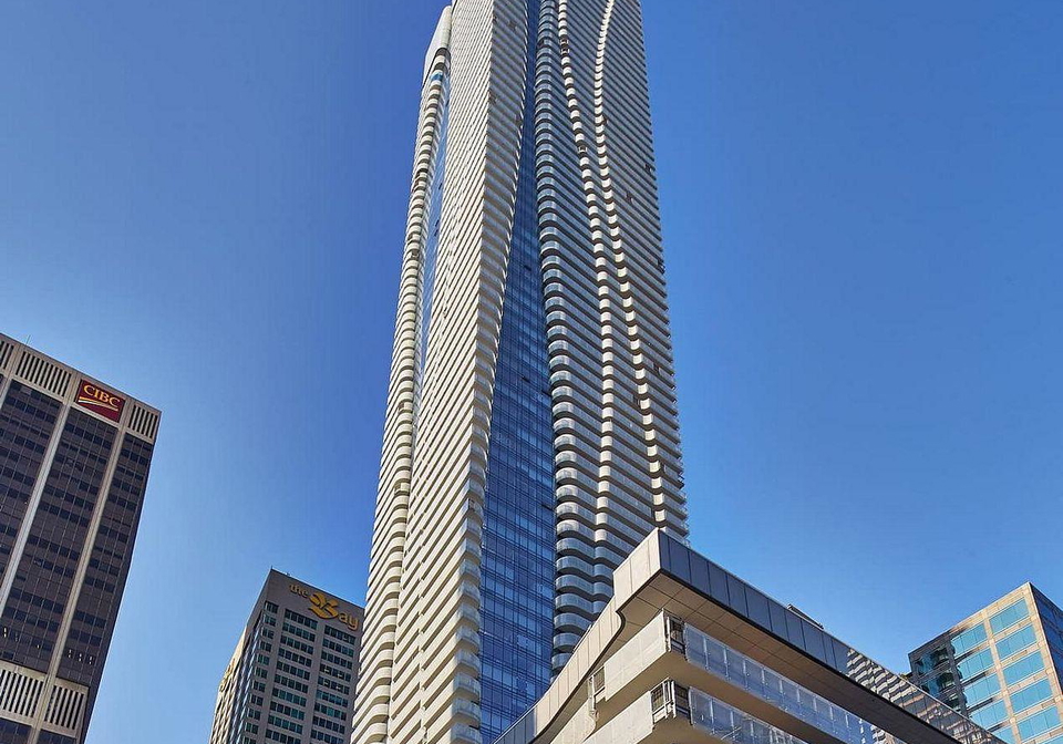 1-bloor-street-e-toronto-ontario-c13054024