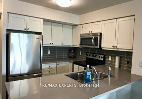 25-lower-simcoe-street-toronto-ontario-c13054496