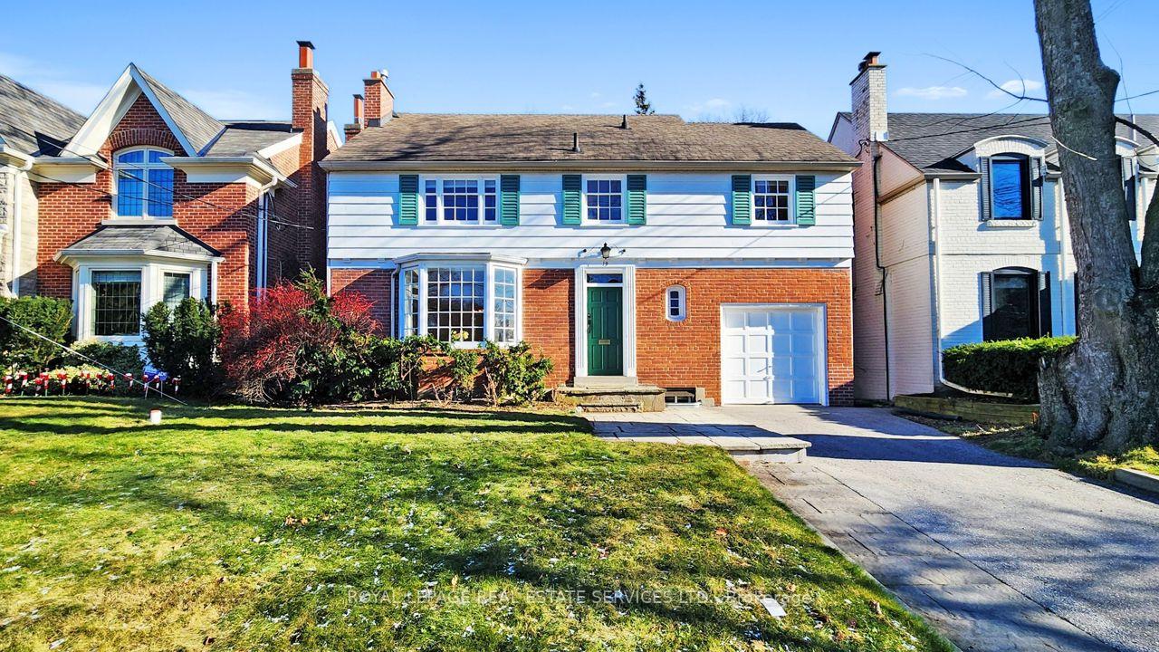 19-strathgowan-crescent-toronto-ontario-c13054542