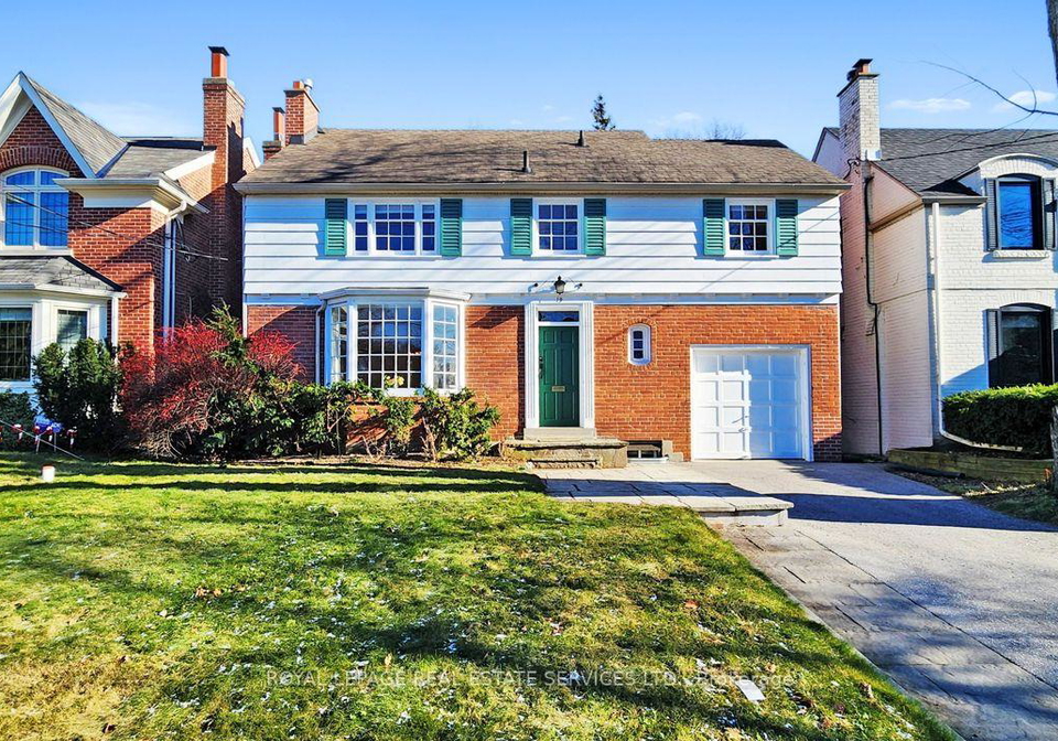 19-strathgowan-crescent-toronto-ontario-c13054542