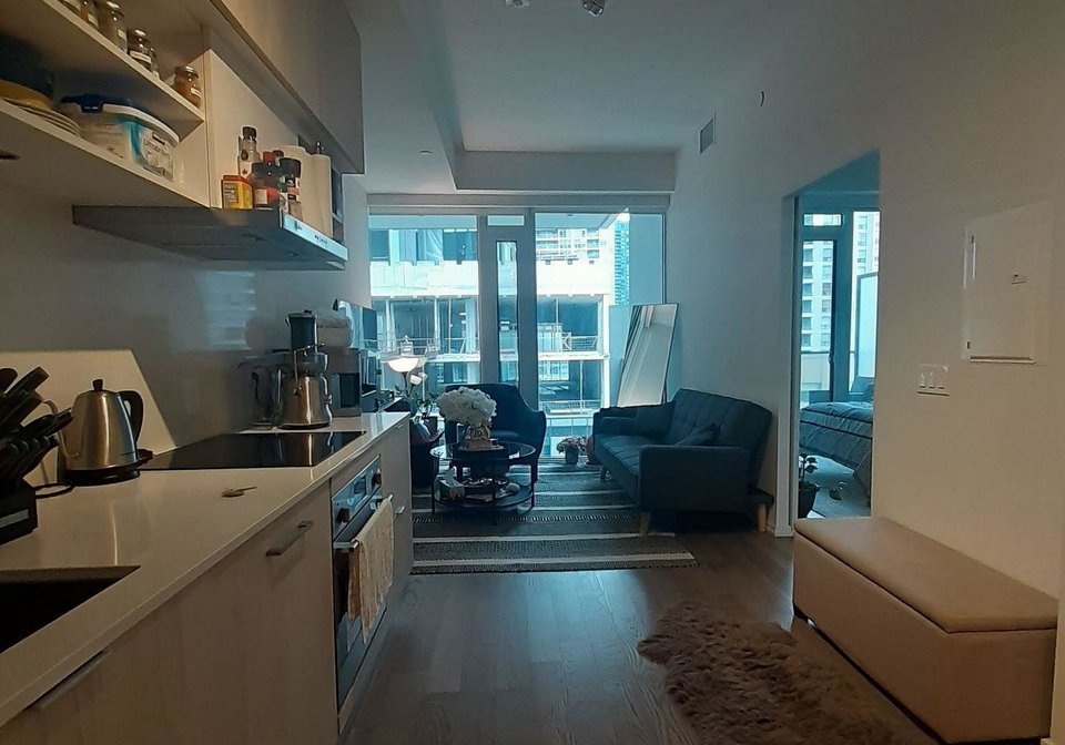 5-soudan-avenue-n-toronto-ontario-c13054672