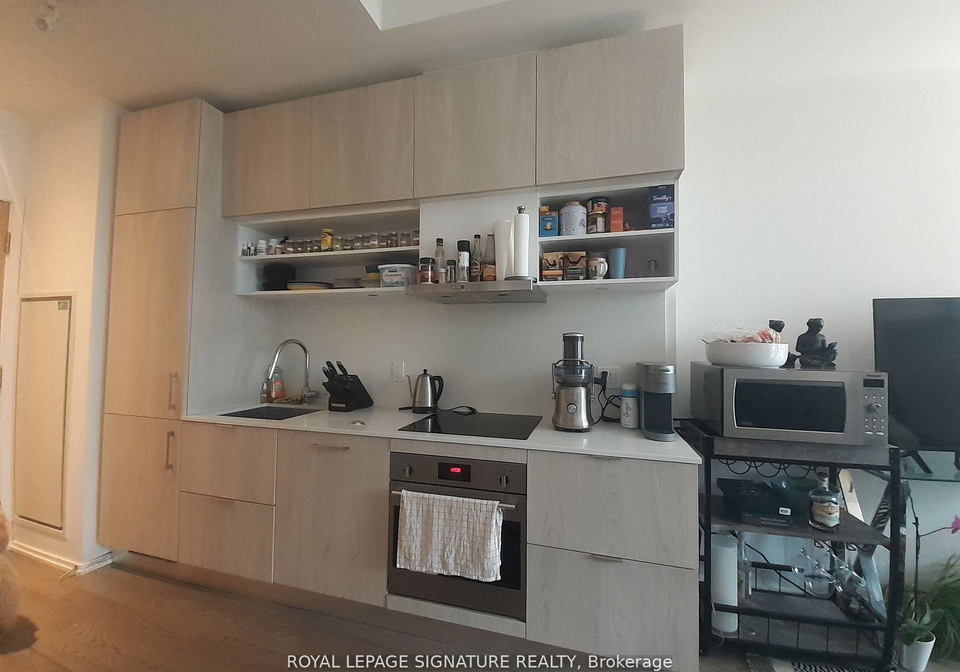 5-soudan-avenue-n-toronto-ontario-c13054672