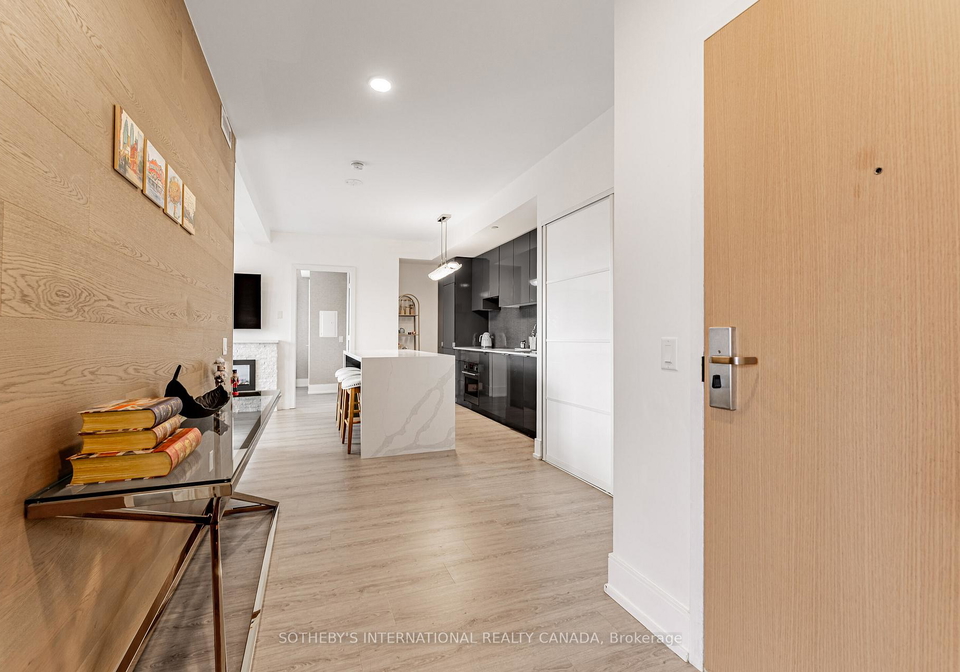 7-grenville-street-toronto-ontario-c13054828