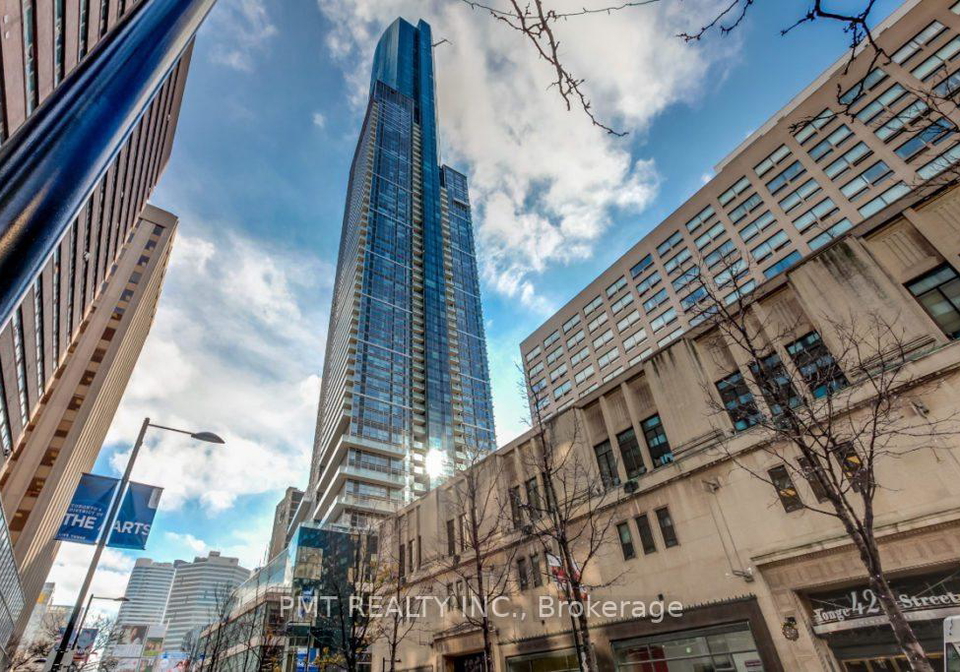 386-yonge-street-toronto-ontario-c13055050