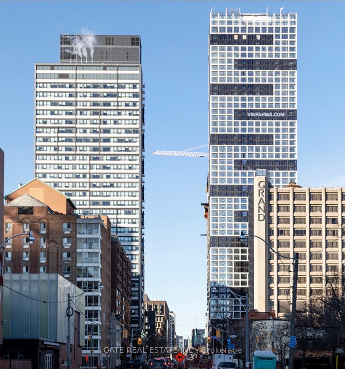 181-e-dundas-street-e-toronto-ontario-c13055152