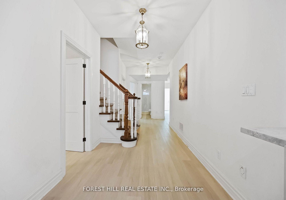 42-cotswold-crescent-north-york-ontario-c13055192