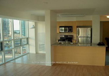 30-grand-trunk-crescent-toronto-ontario-c13055278