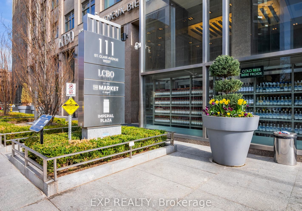 111-st-clair-avenue-w-toronto-ontario-c13055298