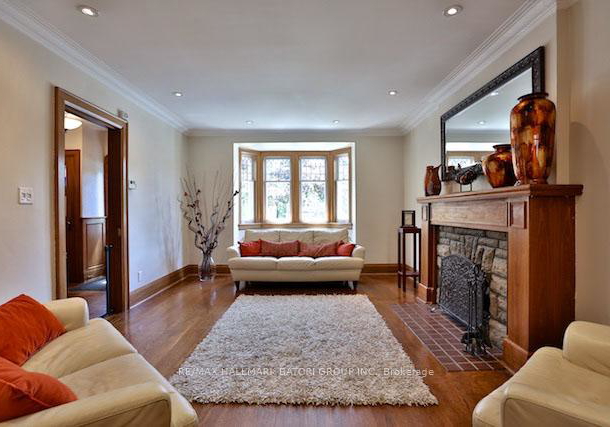 76-willowbank-boulevard-toronto-ontario-c13055360