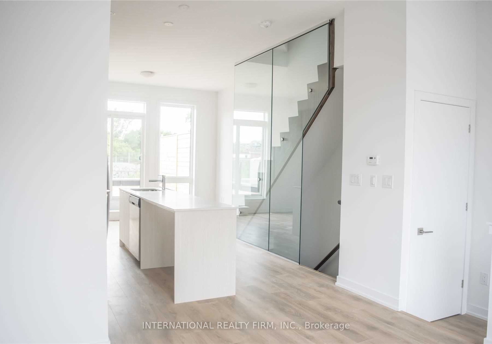 28-perth-avenue-toronto-ontario-c13055524