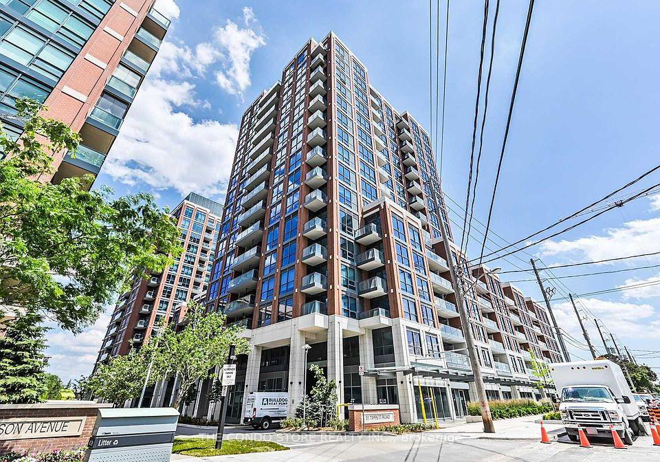 tippett-road-toronto-ontario-c13055528