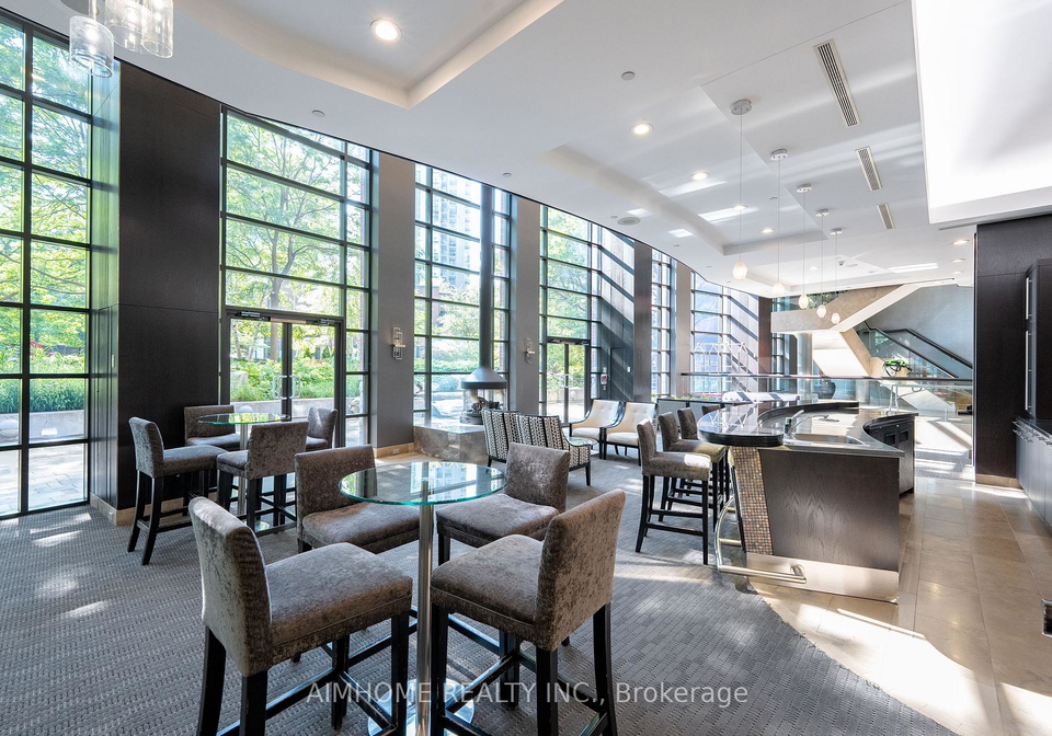 23-sheppard-avenue-north-york-ontario-c13055538