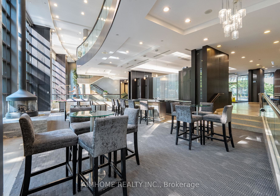 23-sheppard-avenue-north-york-ontario-c13055538