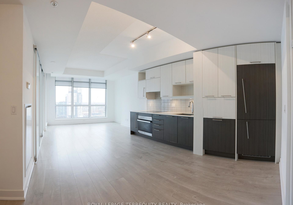 199-richmond-street-w-toronto-ontario-c13055626