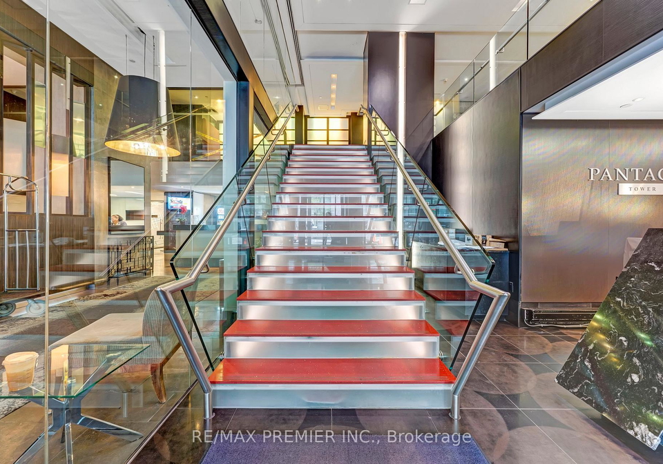 210-victoria-street-toronto-ontario-c13055694
