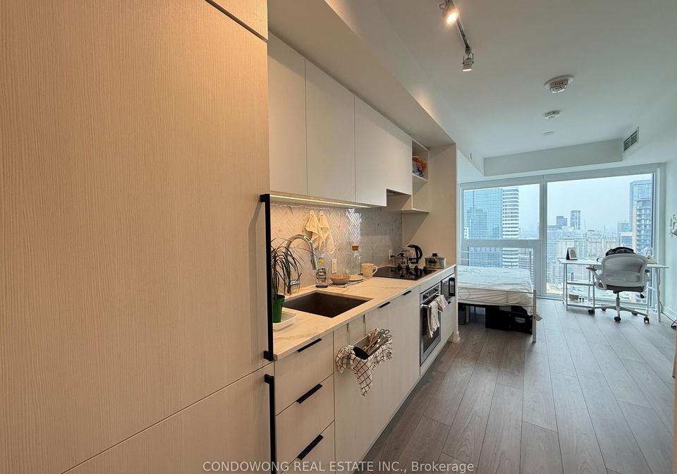 82-dalhousie-street-toronto-ontario-c13055788