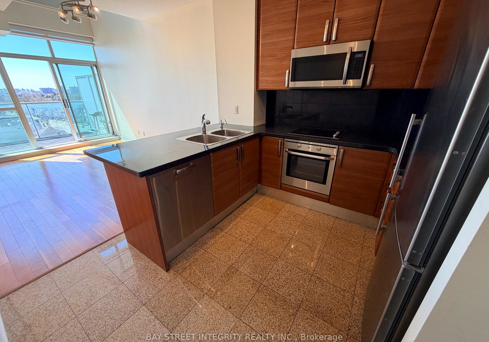 1-avondale-avenue-north-york-ontario-c13055800