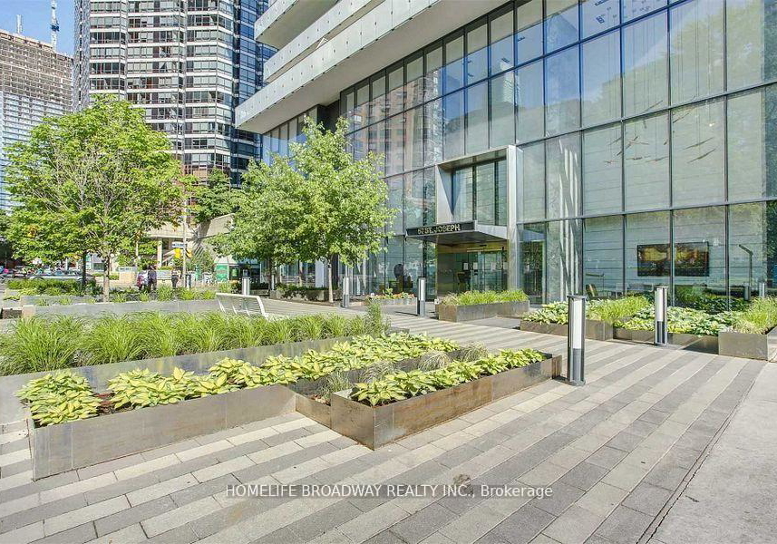 57-st-joseph-street-toronto-ontario-c13055864