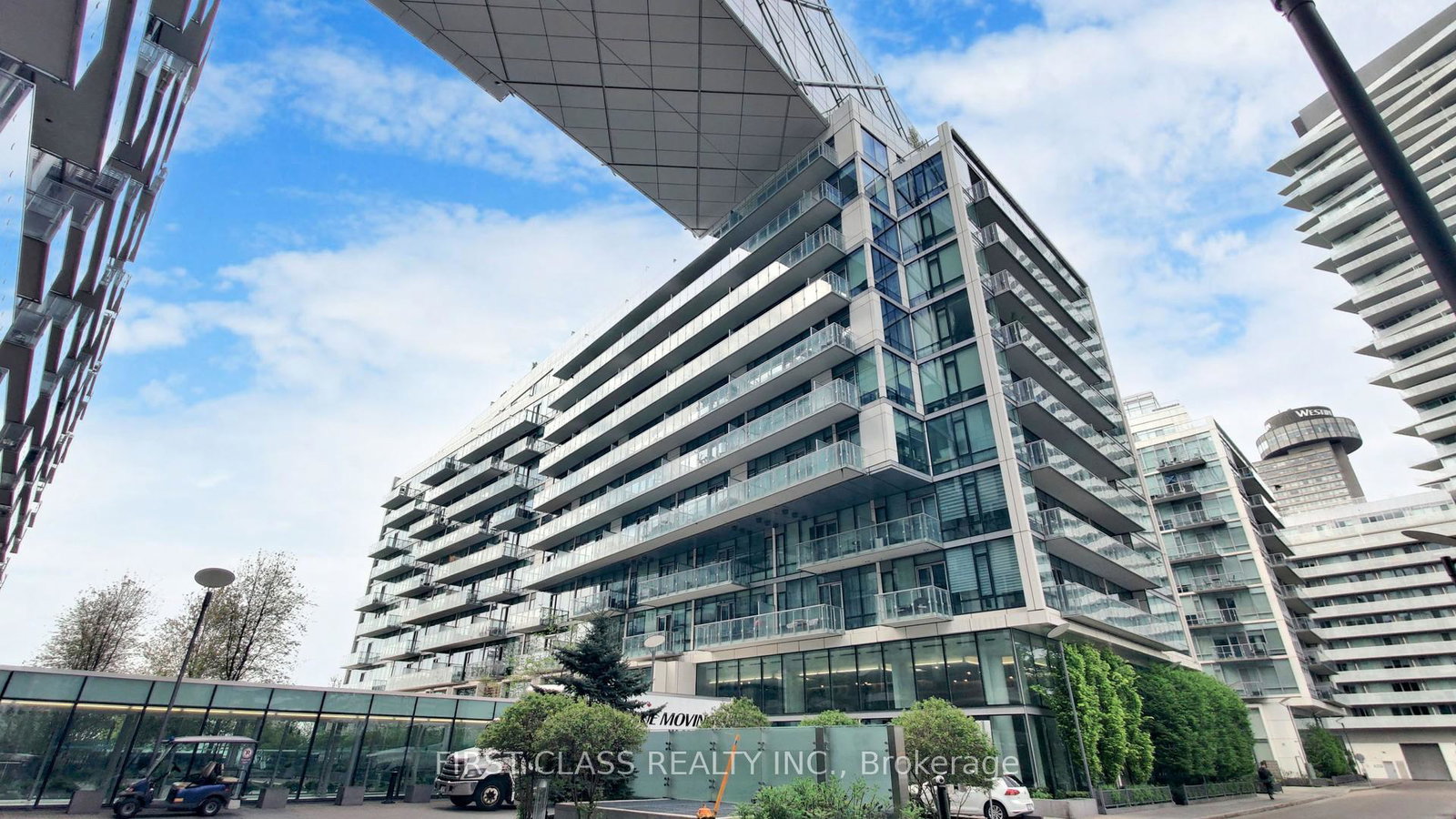39-queens-quay-e-toronto-ontario-c13055922