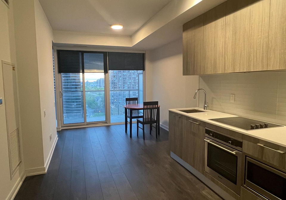3-gloucester-street-toronto-ontario-c13056106