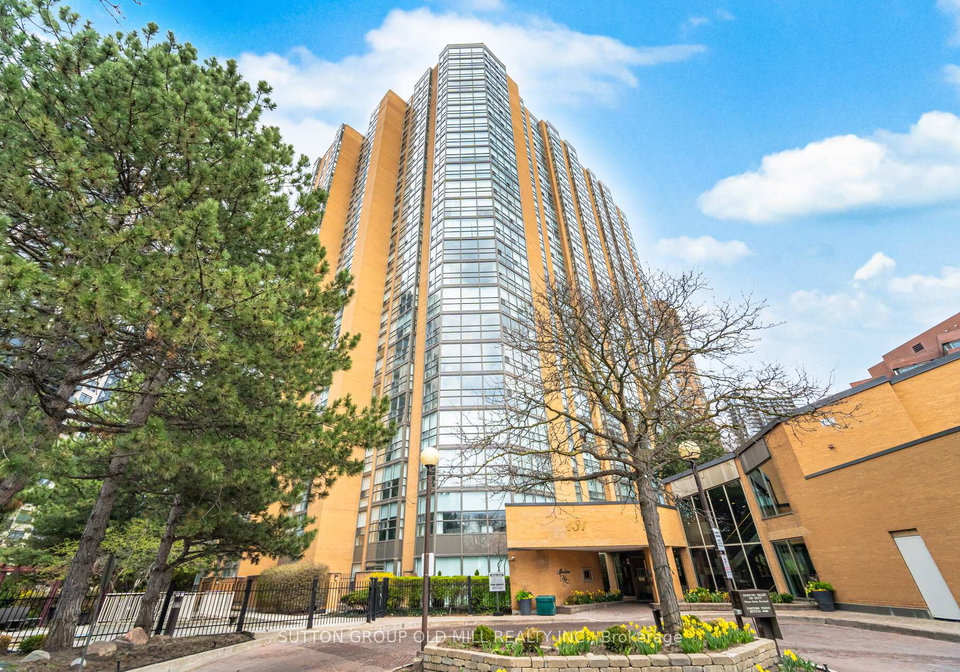 131-beecroft-road-toronto-ontario-c13056150
