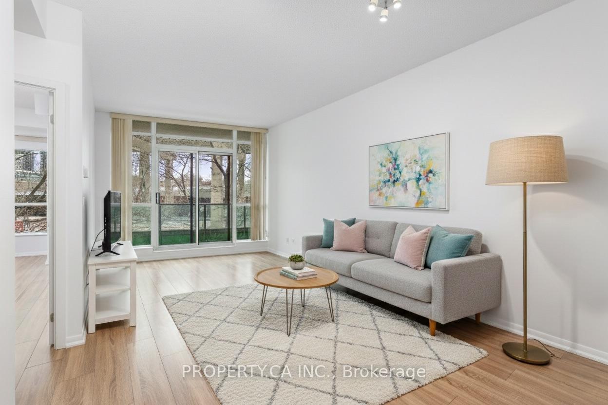 231-fort-york-boulevard-toronto-ontario-c13056234