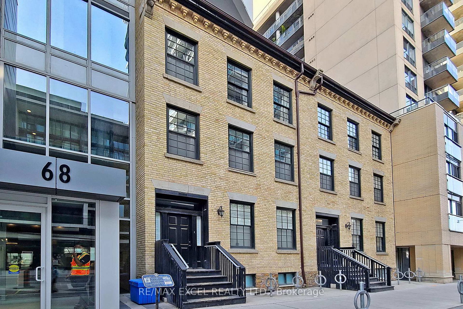 68-shuter-street-toronto-ontario-c13056324