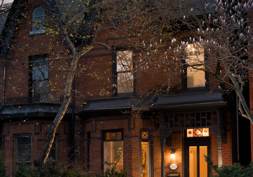 382-sackville-street-toronto-ontario-c13056578