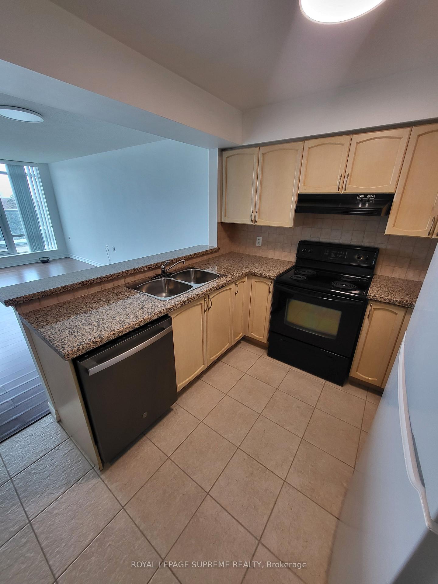 3830-bathurst-street-toronto-ontario-c13056870
