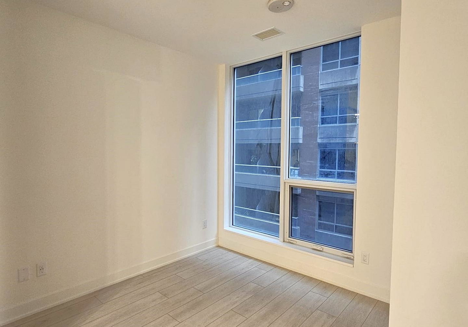 15-mercer-street-toronto-ontario-c13057152