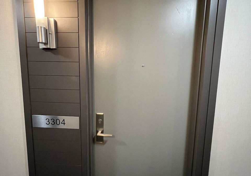 126-simcoe-street-toronto-ontario-c13057256