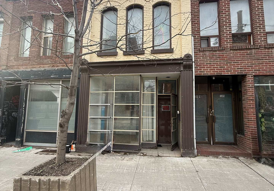 511-queen-street-e-toronto-ontario-c13057370
