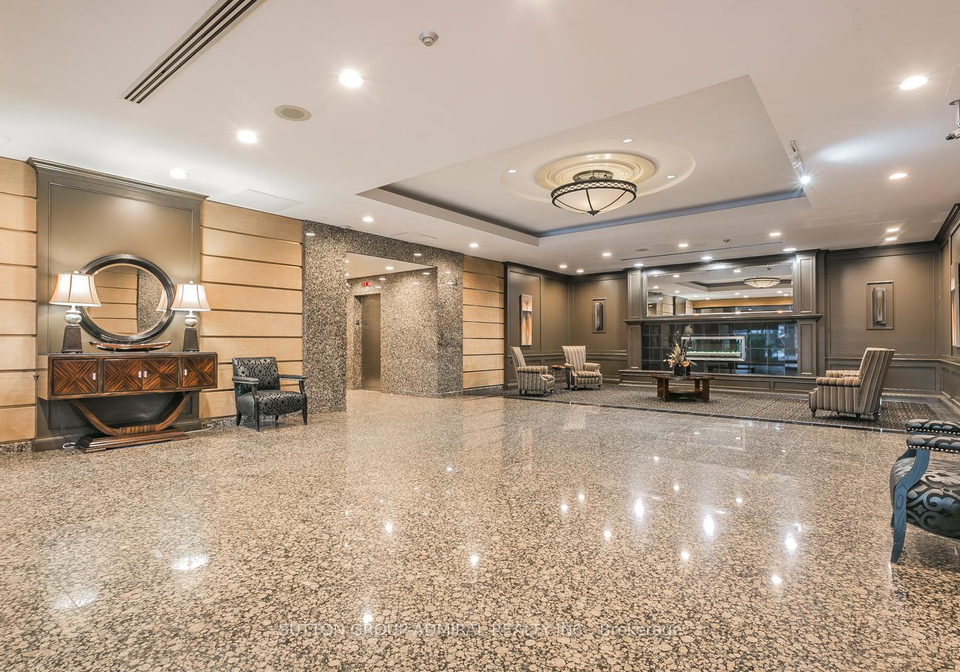 100-upper-madison-avenue-toronto-ontario-c13057616