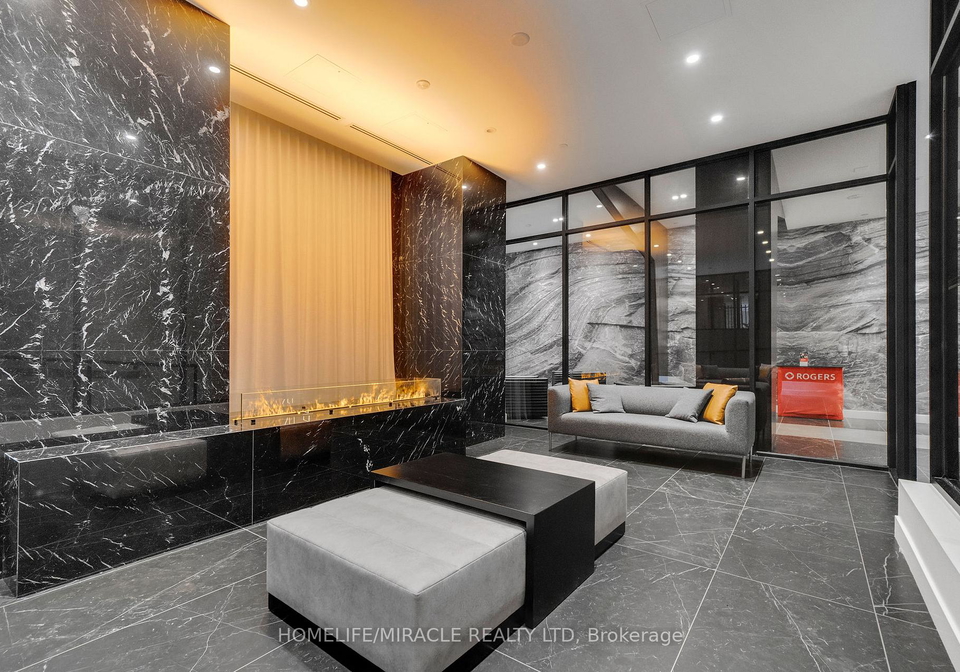 308-jarvis-street-toronto-ontario-c13057650
