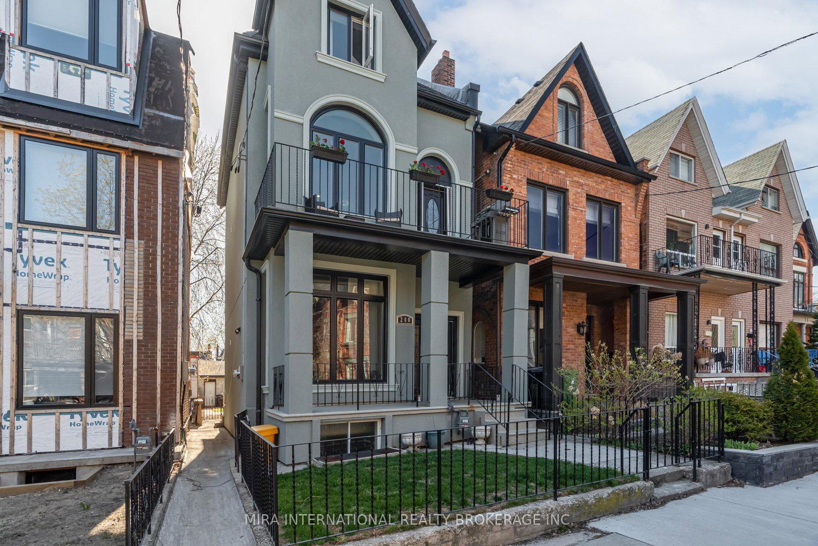 260-lisgar-street-toronto-ontario-c13057930