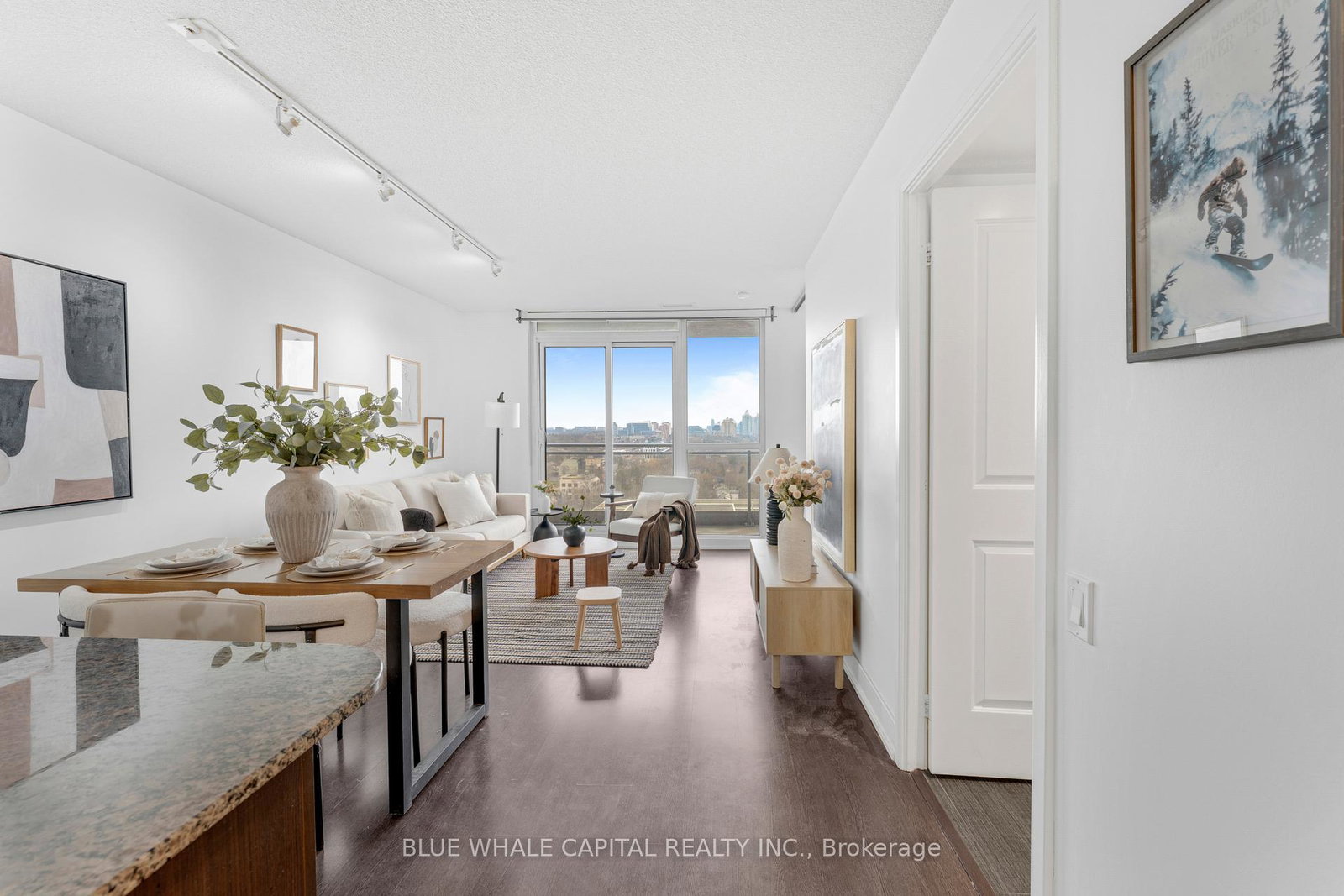23-sheppard-avenue-e-north-york-ontario-c13057978