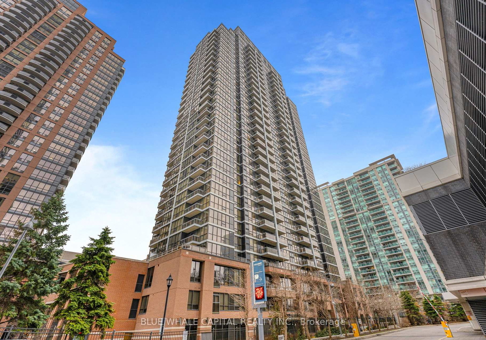 23-sheppard-avenue-e-north-york-ontario-c13057978